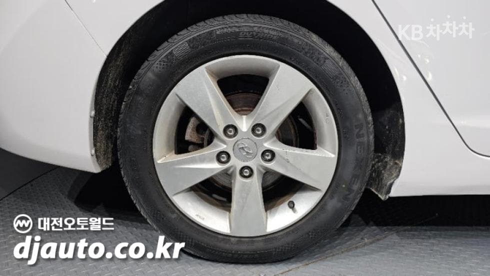 Хюндай Avante (Elantra)MDM16 GDI 에비Нов - 5