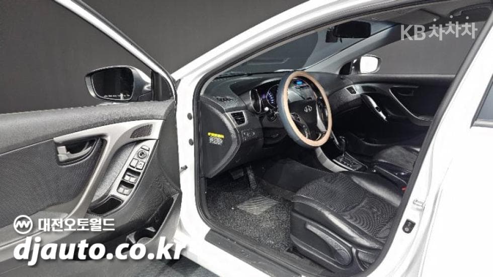 Хюндай Avante (Elantra)MDM16 GDI 에비Нов - 10