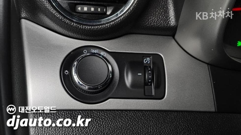 GM Korea Chevrolet OrlandoLS High-end Type - 14