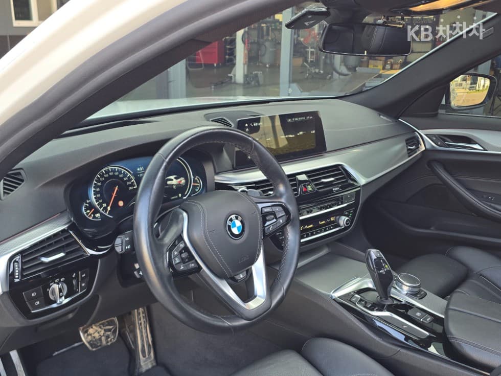 BMW 올New5 Series (G30)530i xDrive M Sport - 7