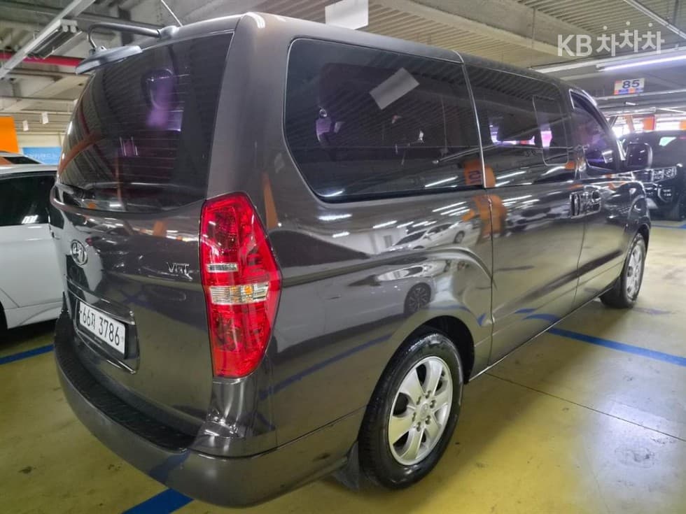 Hyundai The New (facelift) 그랜드 Star렉스어반 9-seater Premium - 6