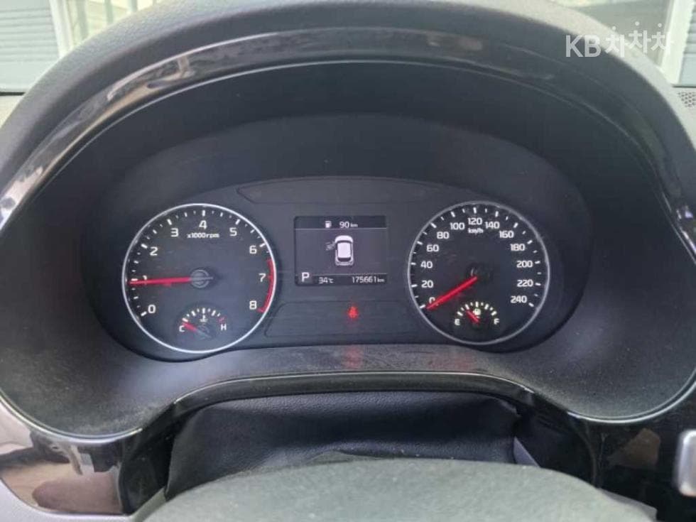 Киа Seltos1.6 Бензин Турбо 2WD Тренди - 12