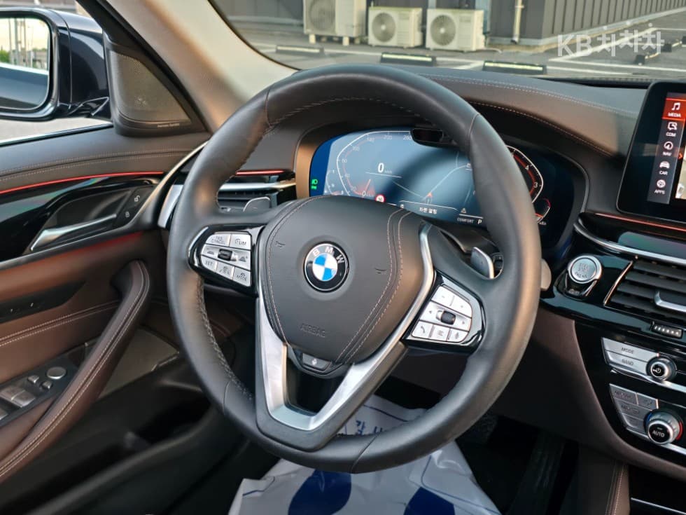 BMW 올Нов5 Серия (G30)530i Luxury - 12