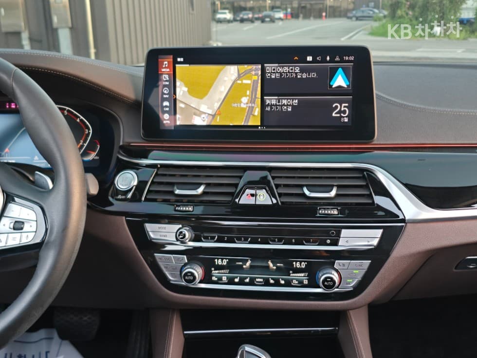 BMW 올Нов5 Серия (G30)530i Luxury - 13
