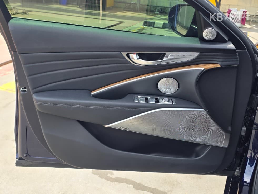 Киа The New (фейслифт) K9(Второ поколение)3.8 GDI AWD 플래티넘 - 8