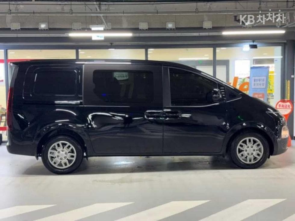 Хюндай Staria Cargo2.2 Cargo 5 Modern - 3
