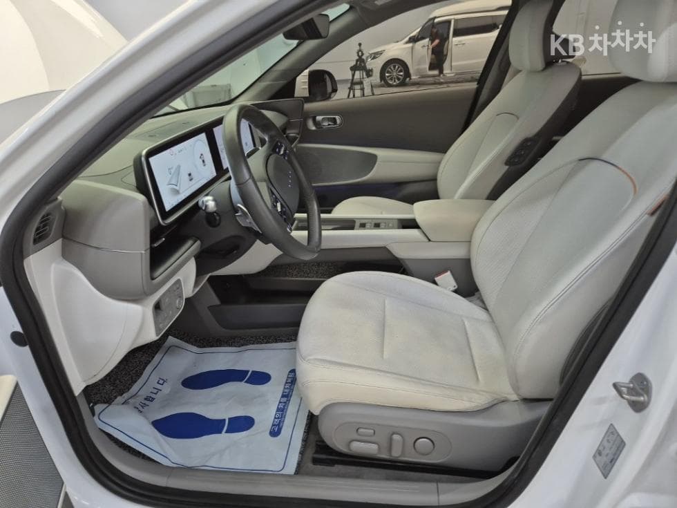 Хюндай IONIQ 6(CE)Long Range Exclusive Plus - 11