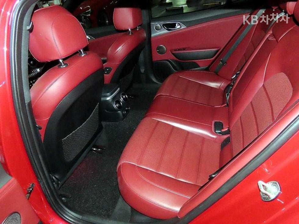 Киа Stinger3.3 Турбо 2WD GT - 7