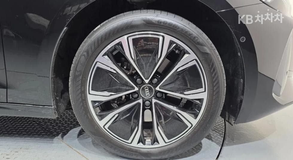 Audi A5(B10)40 TFSI Quattro Advanced - 8
