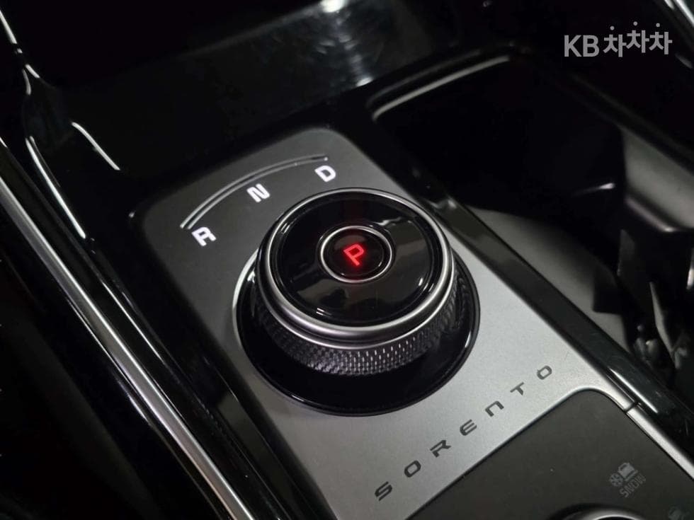 Киа The New (фейслифт) Sorento MQ42.2 Дизел AWD Noblesse - 9
