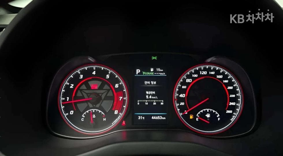 Хюндай Kona1.6 Турбо 아이언맨 에디션 - 8