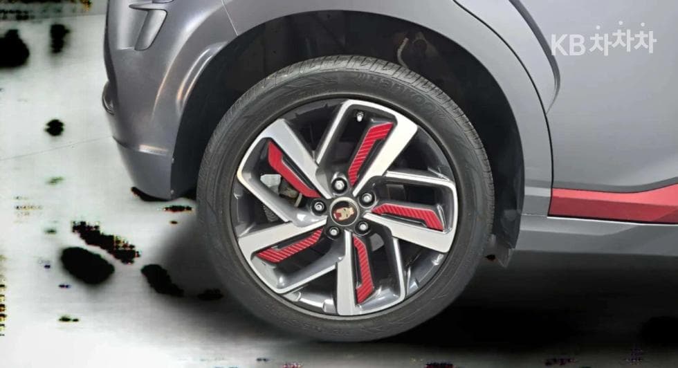Хюндай Kona1.6 Турбо 아이언맨 에디션 - 29