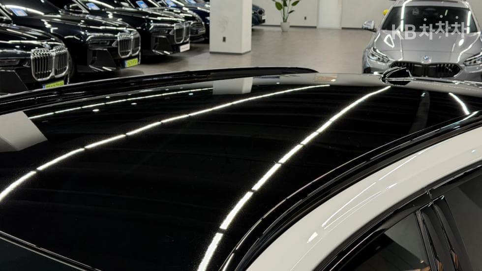 BMW M시리즈M3 투어링 Competition M xDrive - 12