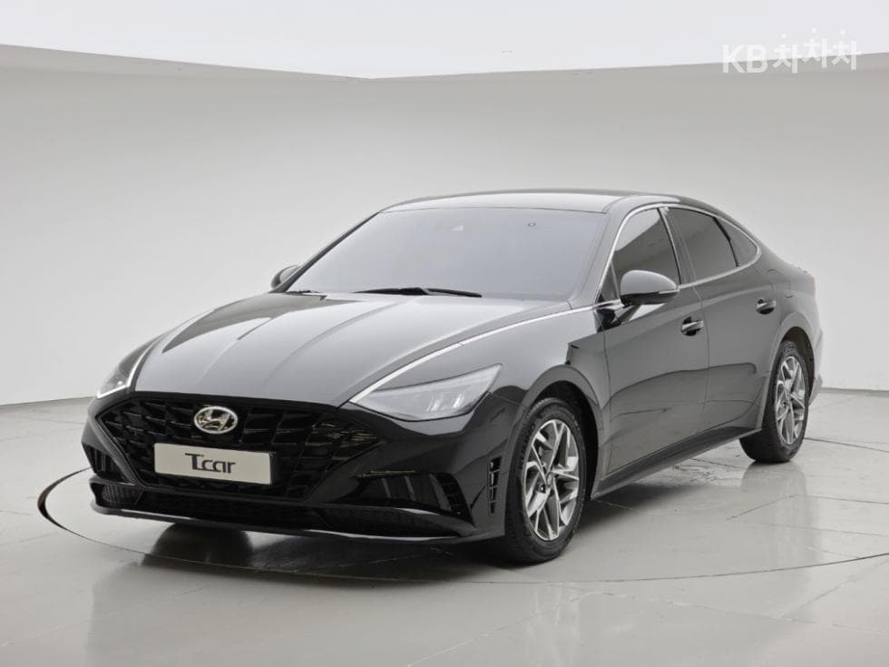 Hyundai Sonata (DN8) 2.0 Premium Plus - Image 1