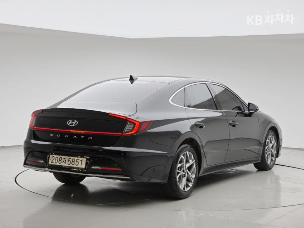 Хюндай Соната (DN8)2.0 Premium Plus - 2