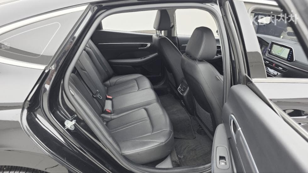 Хюндай Соната (DN8)2.0 Premium Plus - 13