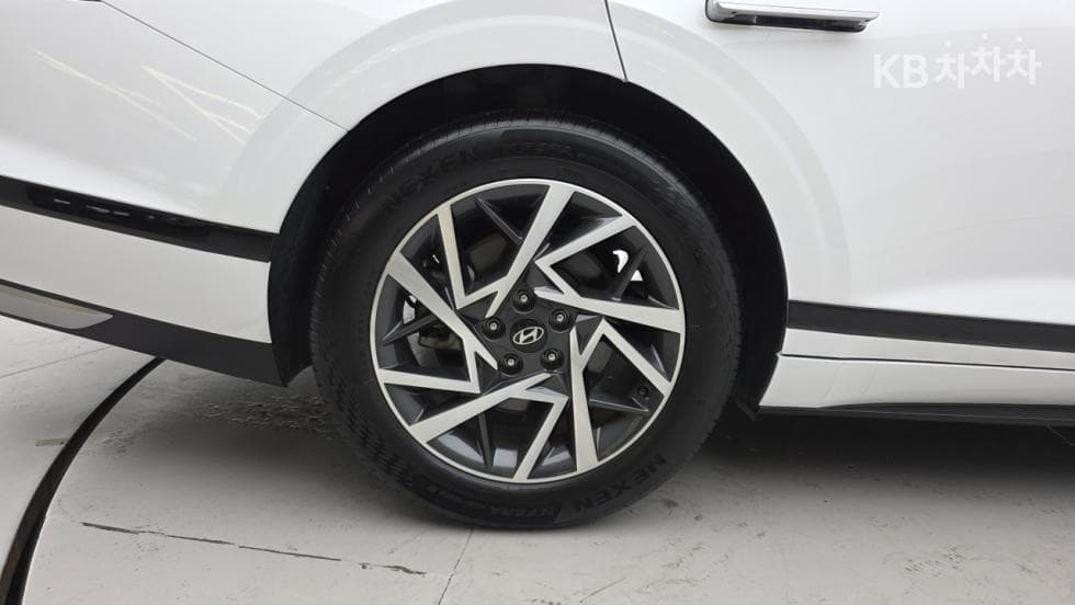 Hyundai The All New Grandeur (Azera)3.5 LPG 일반 Premium - 23