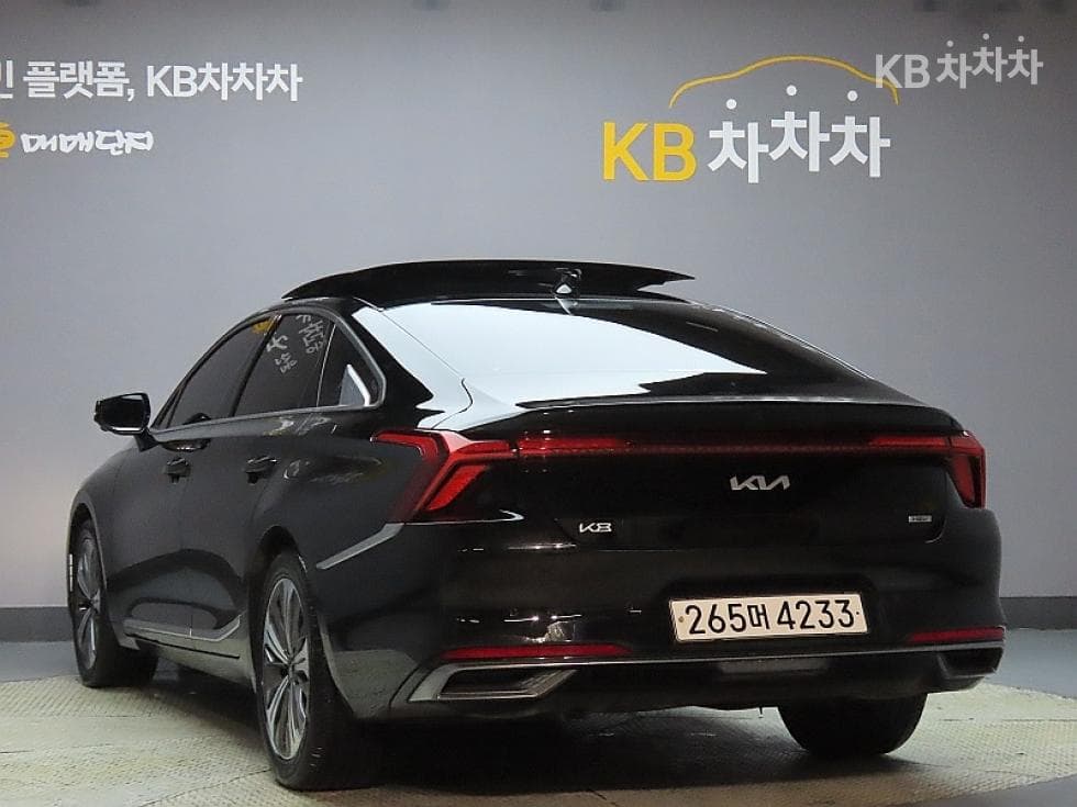 Kia K8 Hybrid1.6 Turbo Noblesse - 4