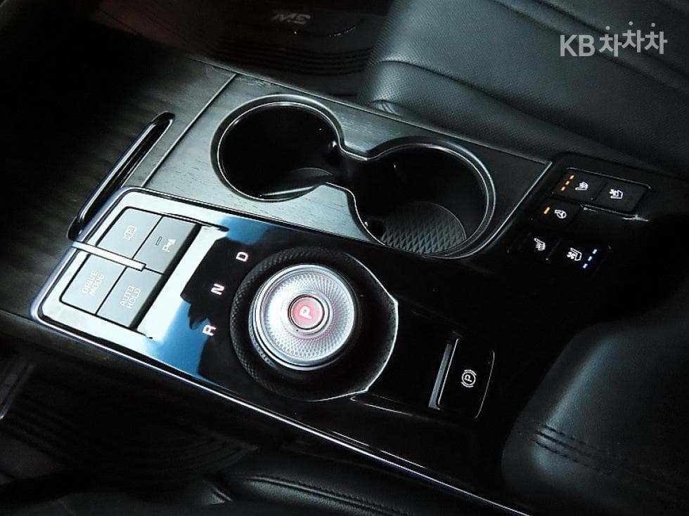 Kia K8 Hybrid1.6 Turbo Noblesse - 9