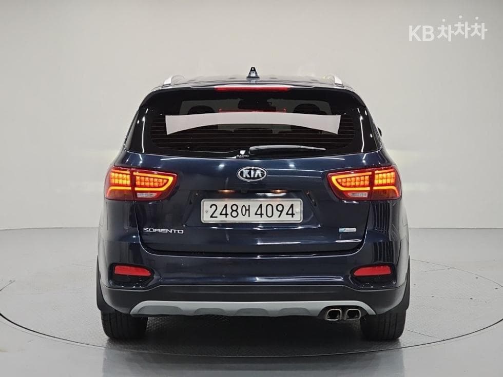 Киа The New (фейслифт) Sorento2.2 Дизел 2WD 마스터 - 3