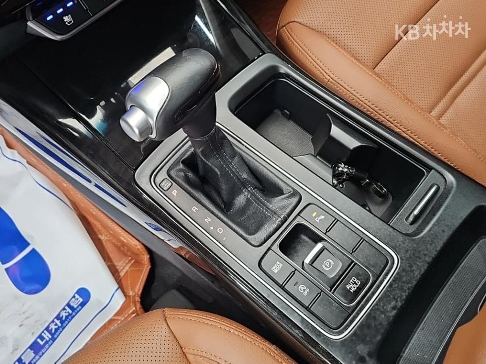 Киа The New (фейслифт) Sorento2.2 Дизел 2WD 마스터 - 8