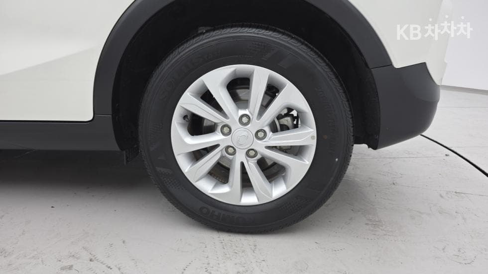 КейДжи Мобилити Very New (фацелит/обновяване) ТиволиБензин V1 2WD Стандартен - 18