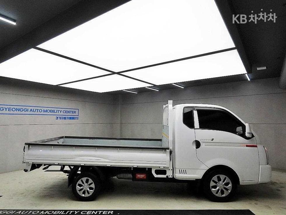 Хюндай Porter 2Удължено междуосие Super Cab CRDi Premium - 2