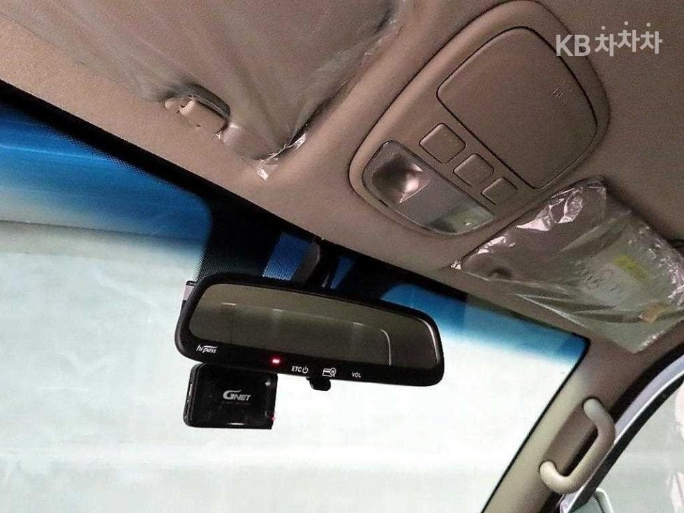 Хюндай Porter 2Удължено междуосие Super Cab CRDi Premium - 15