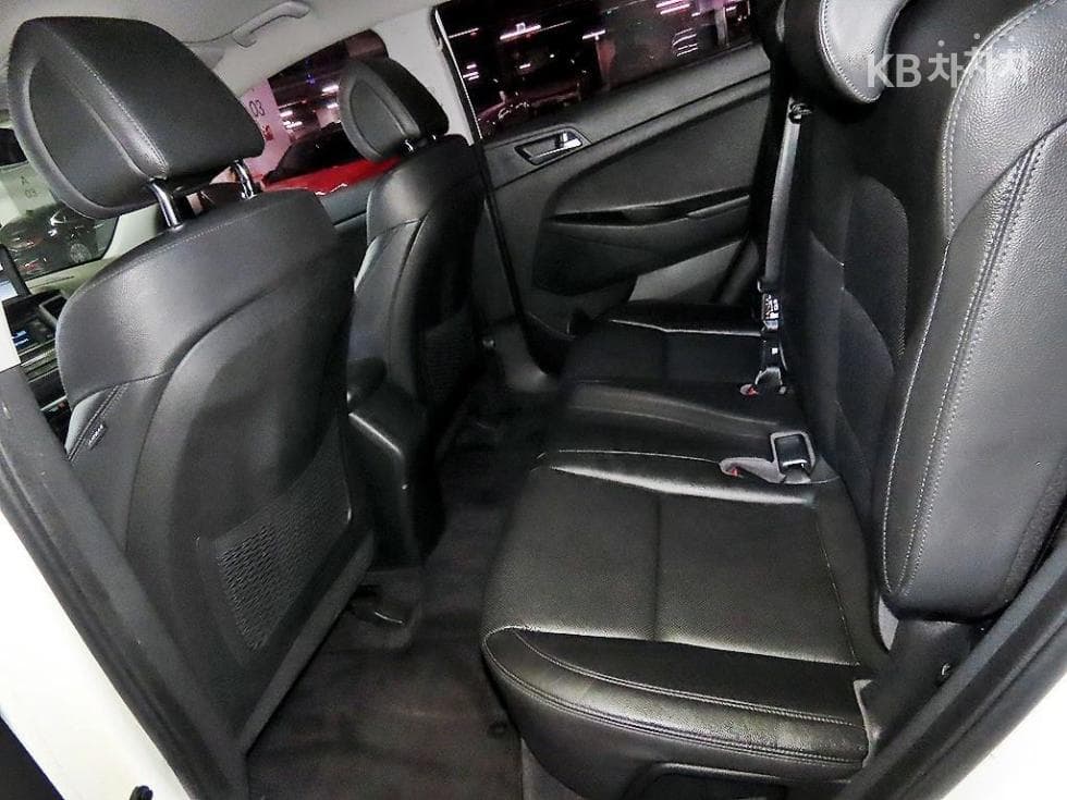 Хюндай All New ТуксонДизел(e-VGT R)2.0 2WD Стил Специал (специален признак/издание) - 7