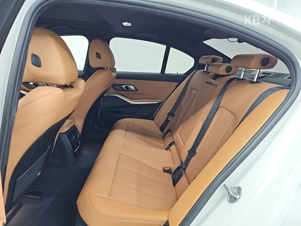 BMW 3 Серия (G20)320i M Sport - 12