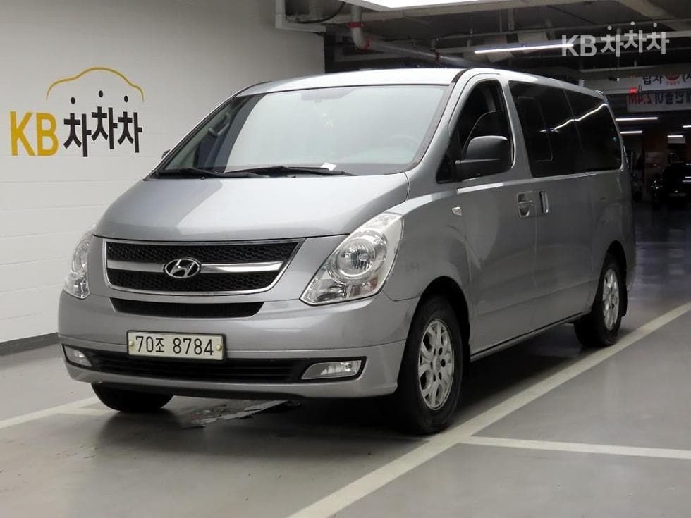 Хюндай Гранд Старекс11-местен Комби CVX Premium - 2