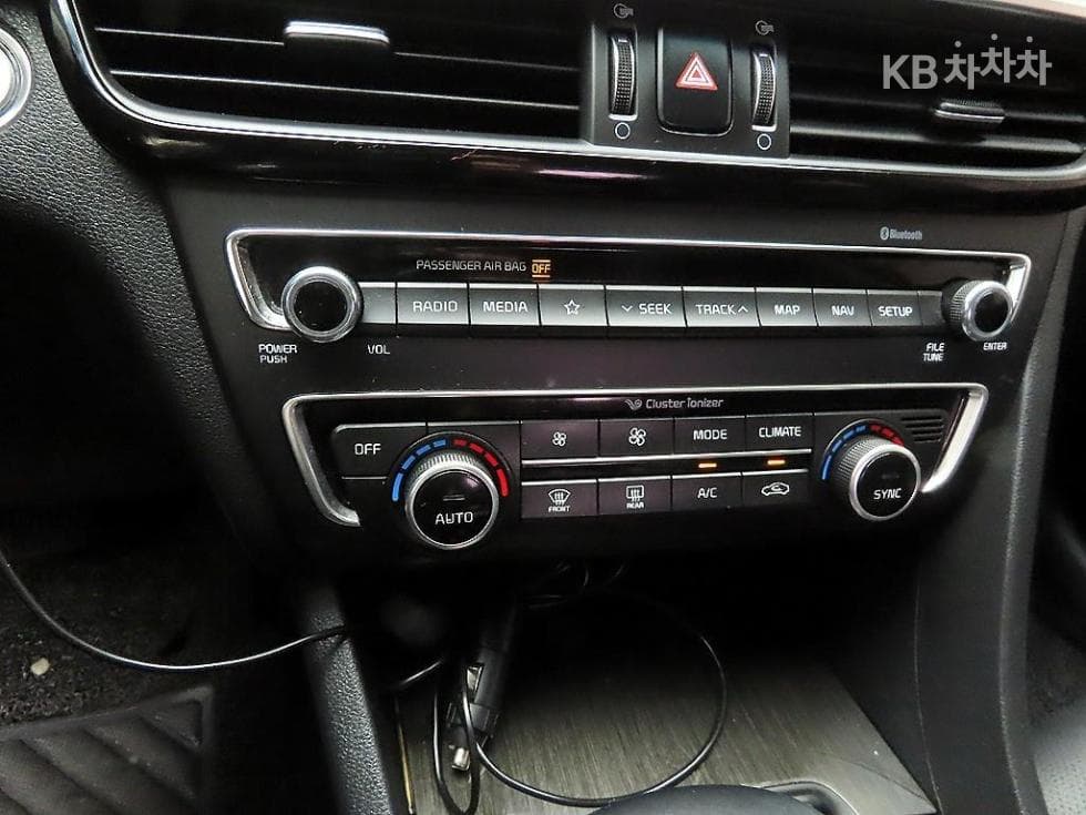 Киа The New (фейслифт) K5 Второ поколение2.0 LPI Noblesse - 16