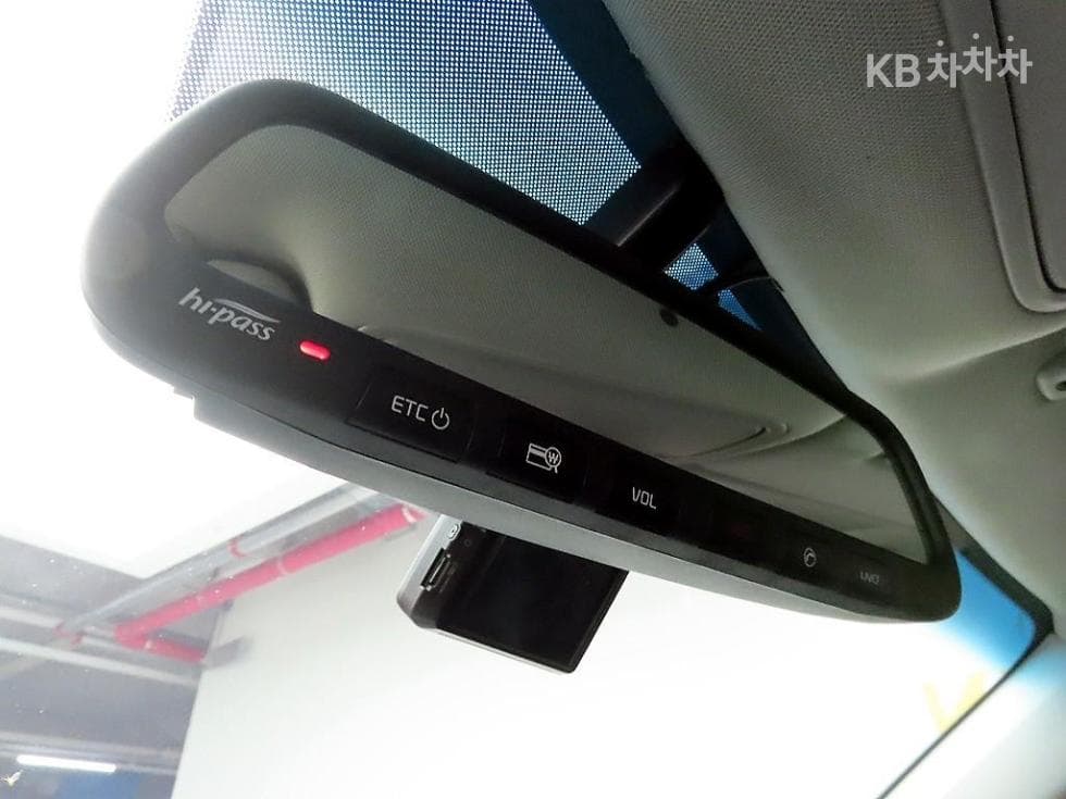 Киа The New (фейслифт) K5 Второ поколение2.0 LPI Noblesse - 17