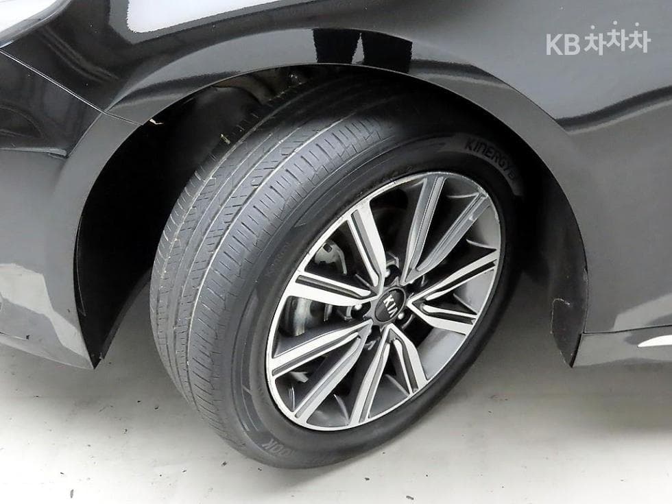 Киа The New (фейслифт) K5 Второ поколение2.0 LPI Noblesse - 19