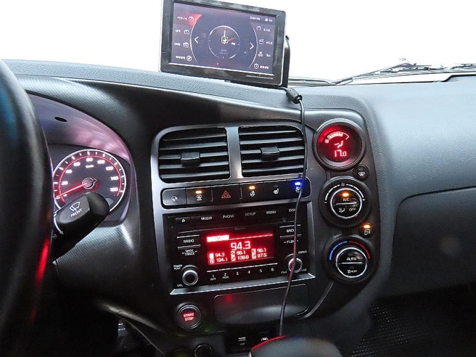 Kia The New (facelift) Bongo 3 (light truck) EV1 Ton 2WD Extra Long King Cab GLS - 17