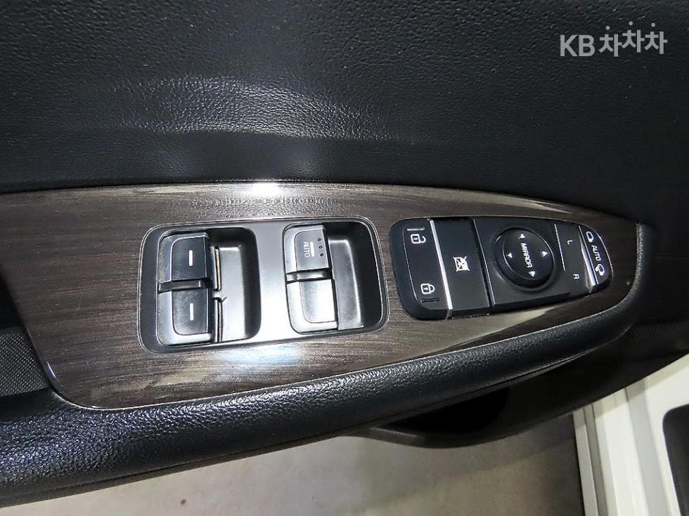 Киа The New (фейслифт) K5 Второ поколение2.0 Бензин Престиж - 13
