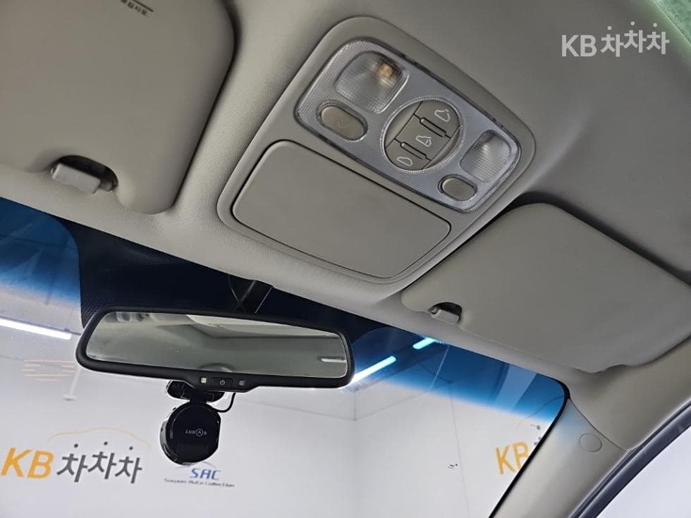 Kia NewCarens2.0 LPI GLX Highest-end Type - 15