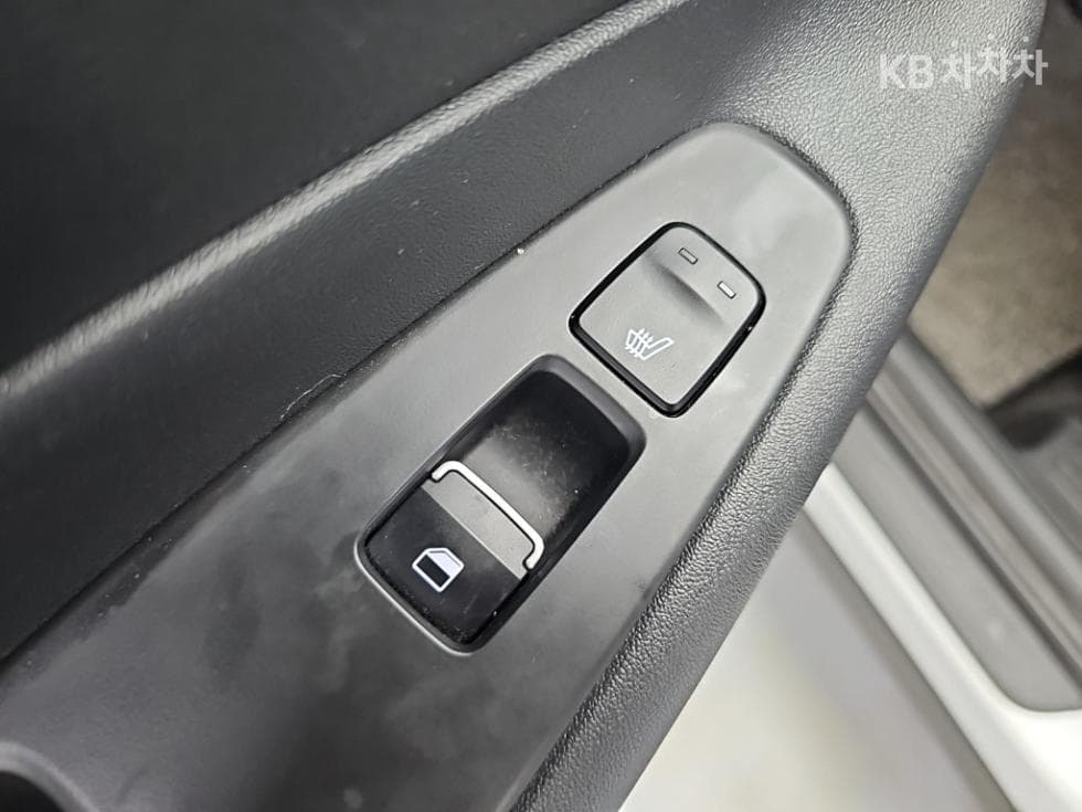 Хюндай The New (фейслифт) Санта Фе TMДизел 2.2 2WD Premium 초이스 - 14