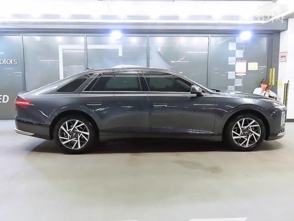 Хюндай Ди Всеново Grandeur (Azera) Хибрид1.6 Турбо Бензин Premium - 3