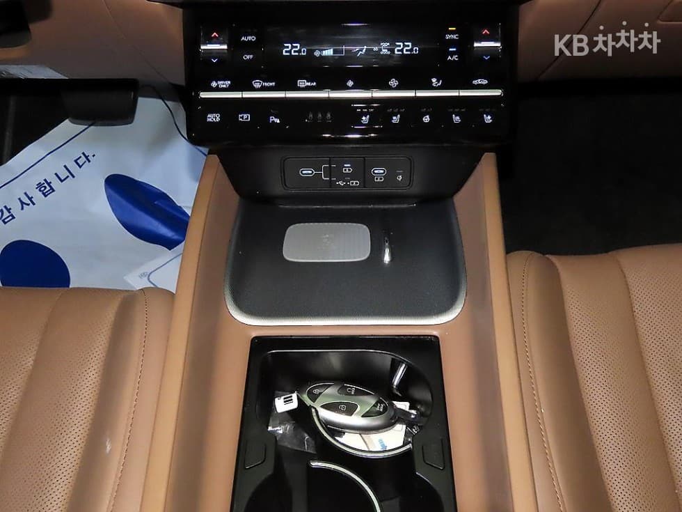 Хюндай Ди Всеново Grandeur (Azera) Хибрид1.6 Турбо Бензин Premium - 13