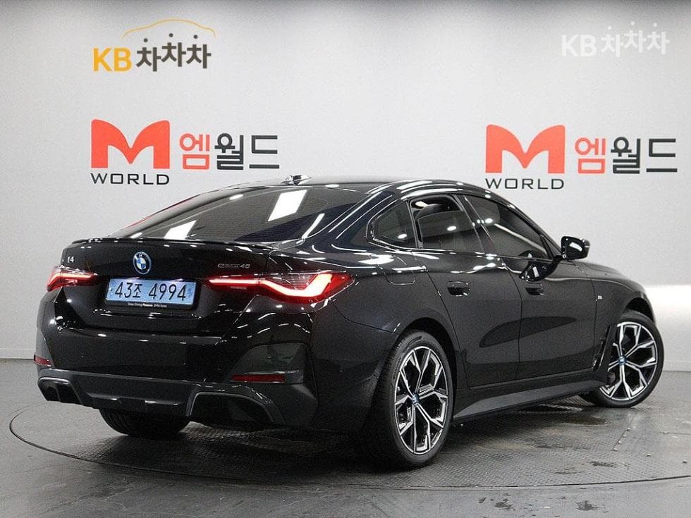 BMW i4eDrive40 M Sport Pro - 3