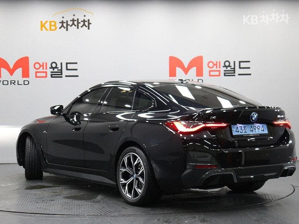 BMW i4eDrive40 M Sport Pro - 4