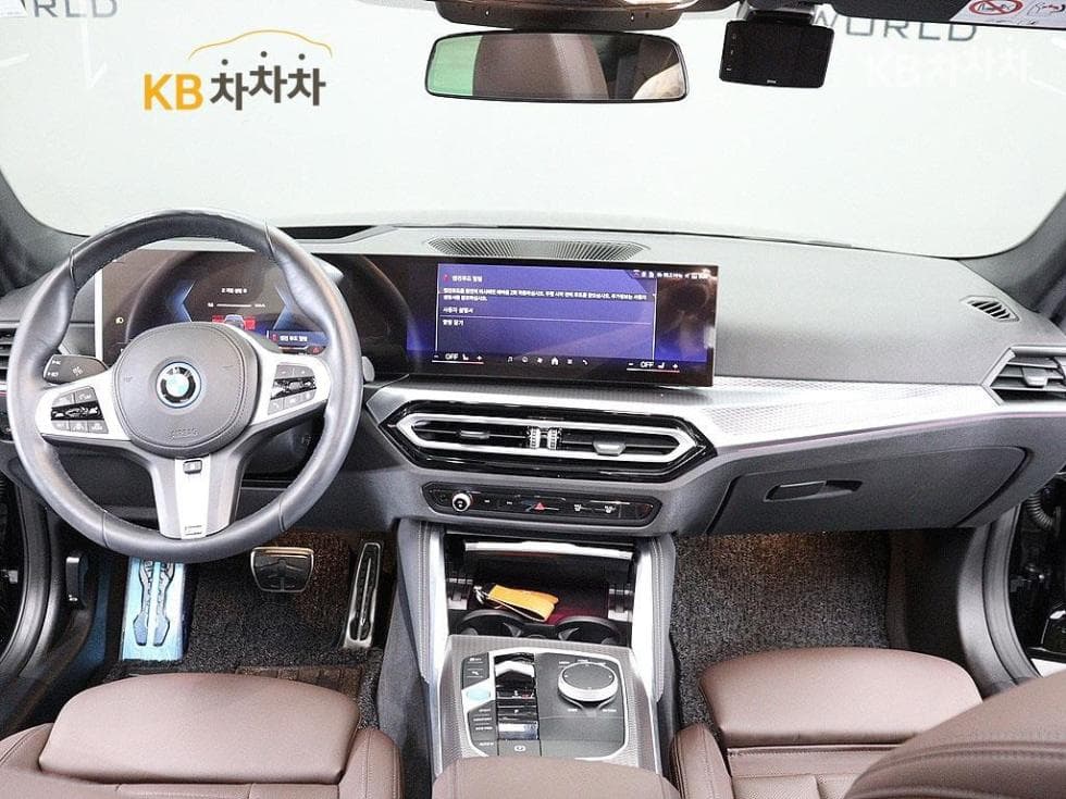 BMW i4eDrive40 M Sport Pro - 8