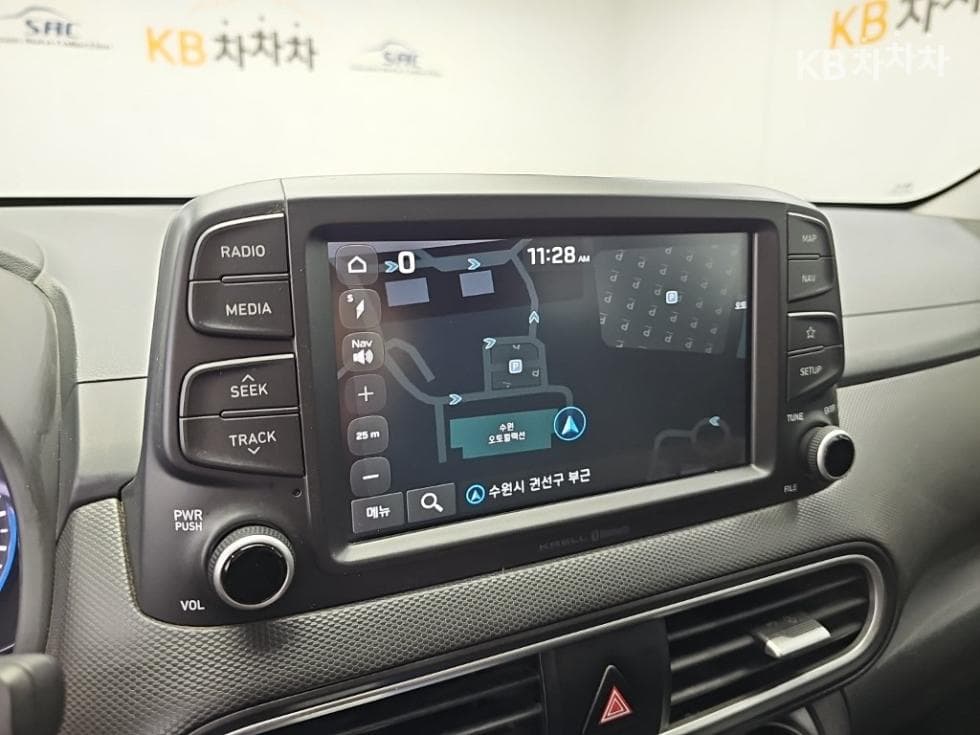 Хюндай Kona1.6 Турбо Premium - 13