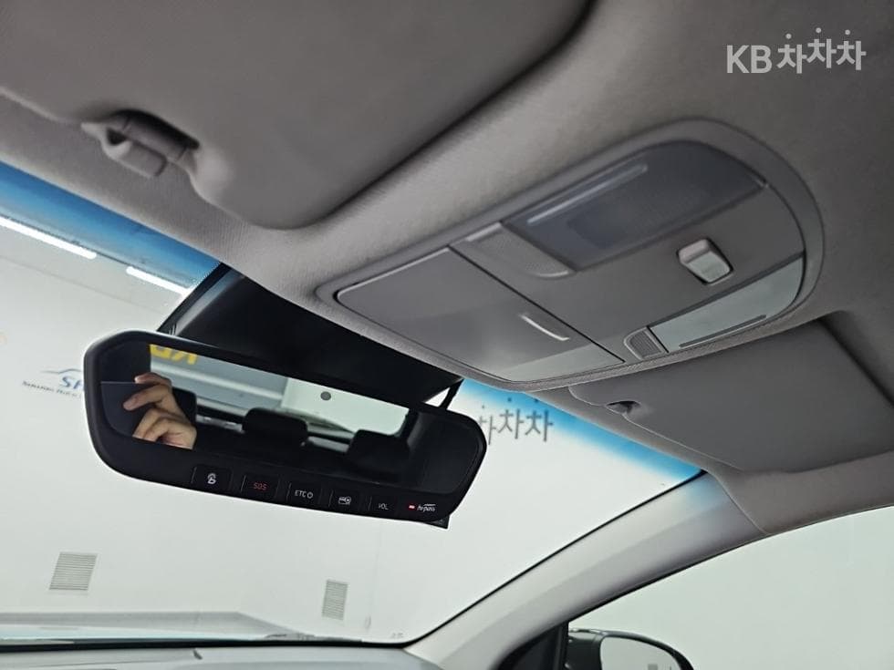Хюндай Kona1.6 Турбо Premium - 15