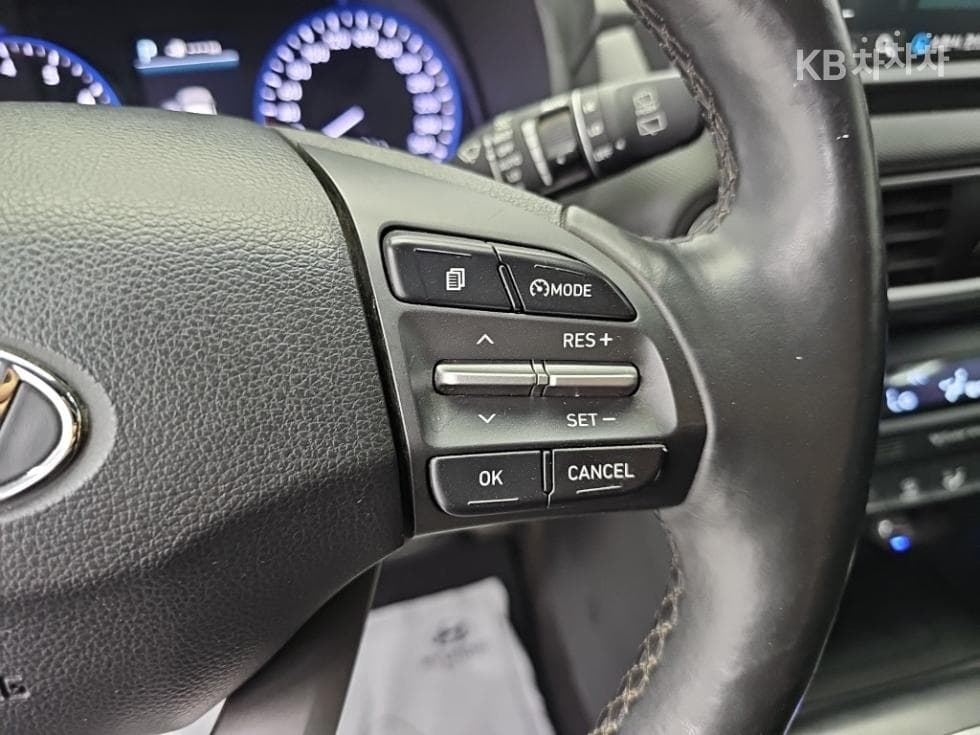 Хюндай Kona1.6 Турбо Premium - 17