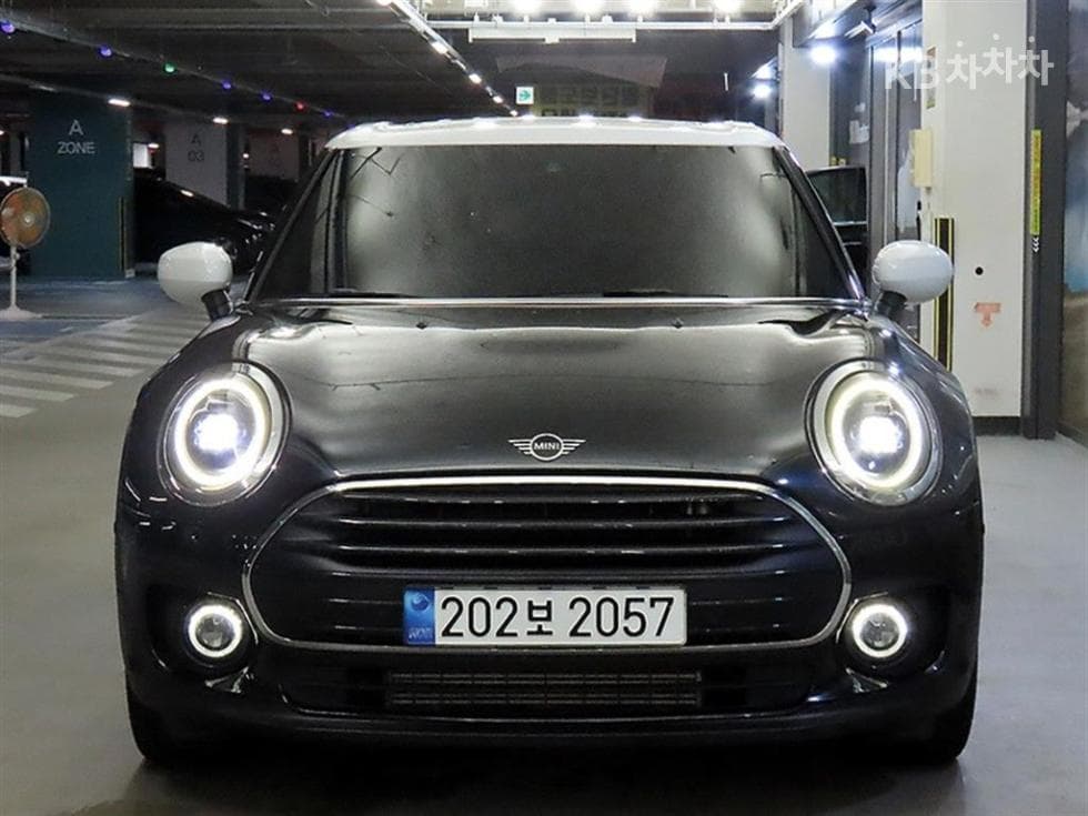Мини 클럽맨 Второ поколение1.5 Cooper Classic Стандартен - 2