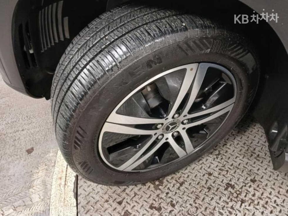 Mercedes-Benz GLE (V167)300 d 4Matic - 20