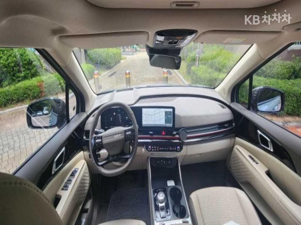 Киа The New (фейслифт) Канивал Хибрид 4-то поколение1.6 HEV 7-местен (Лимузин) X-Line - 7