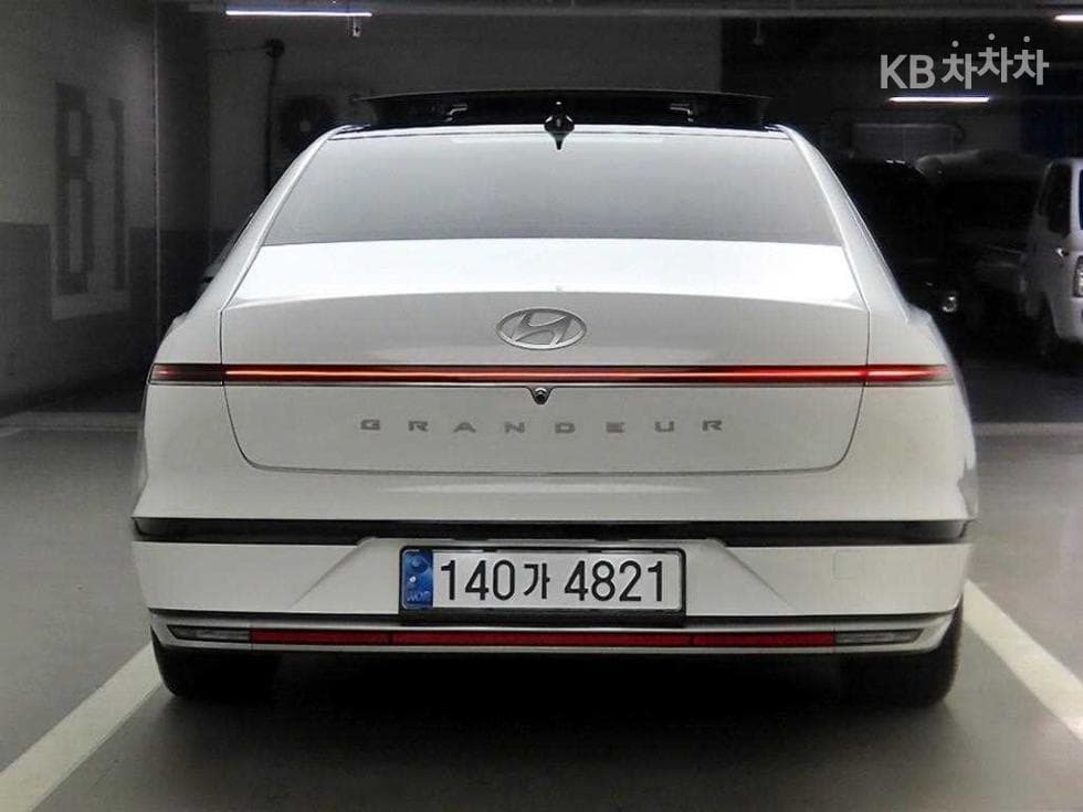 Хюндай Ди Всеново Grandeur (Azera)2.5L бензин 2WD Premium - 3
